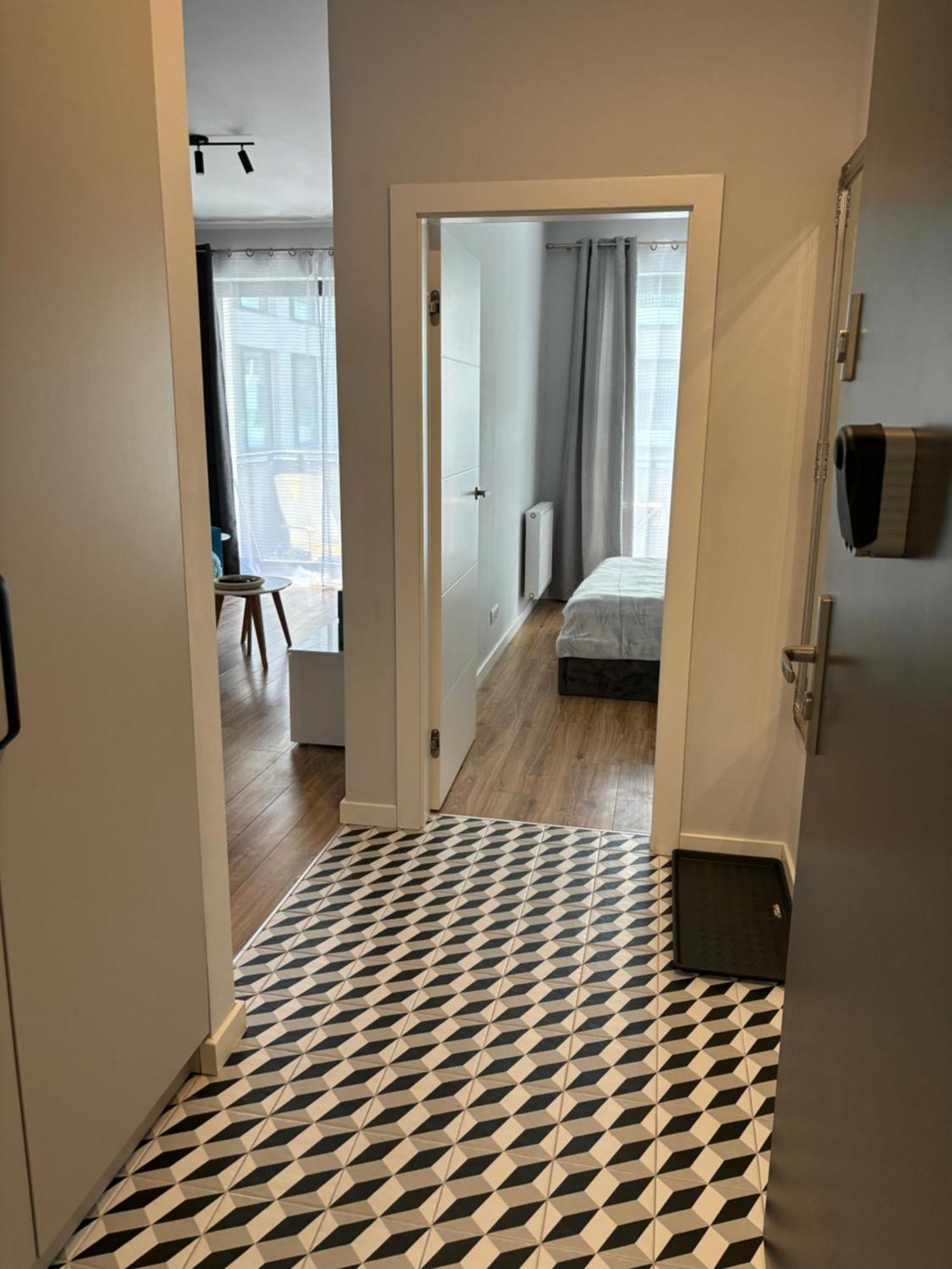 Garbary Old Town Lux 106, Self Check-in 24h, Free Parking Apartment Poznan